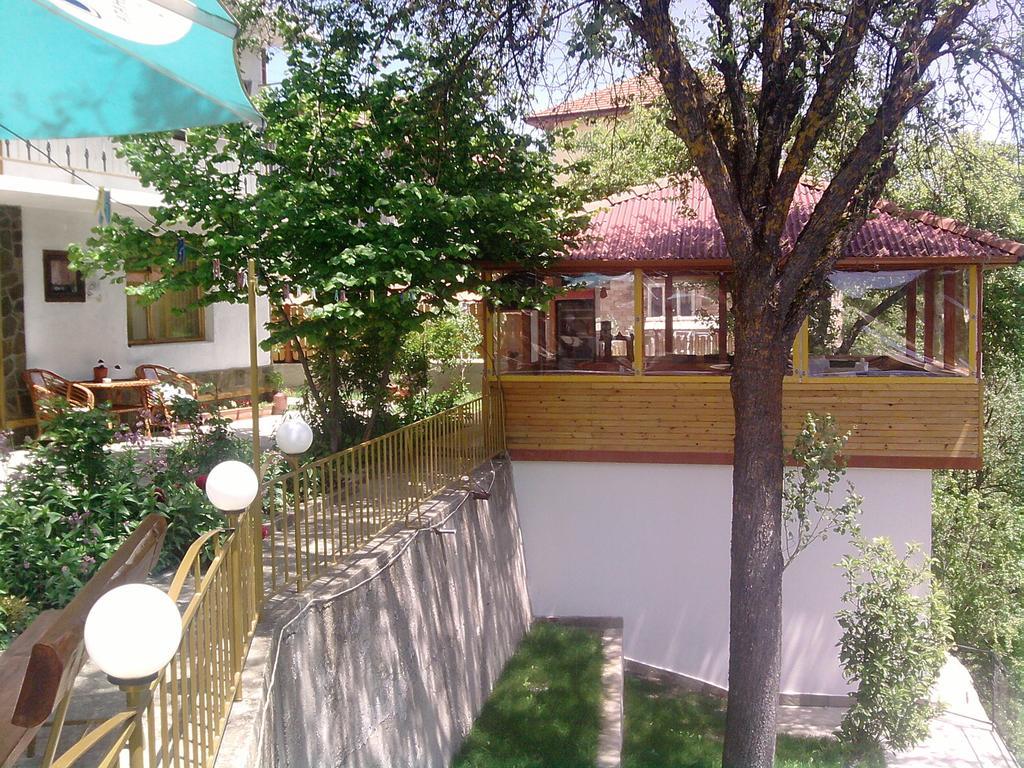 Guest House Stoletnika Yagodina Esterno foto